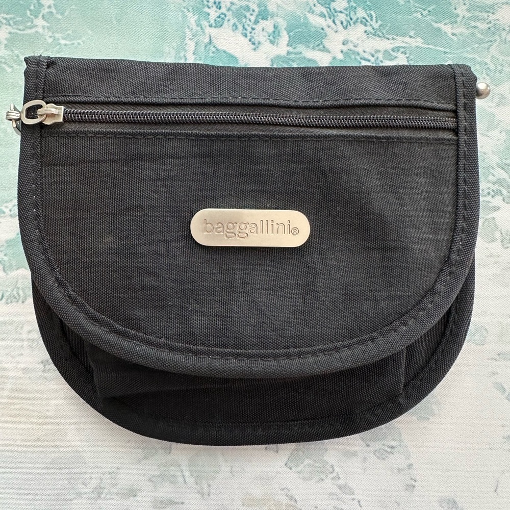 Baggallini Black Crossbody Bag with Durable Fabric and Minimalist Design